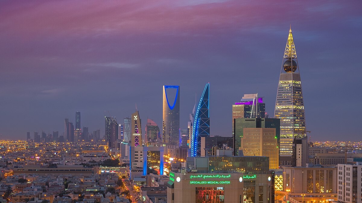 مميزات الاستثمار العقاري في السعودية: بوابتك نحو الثراء